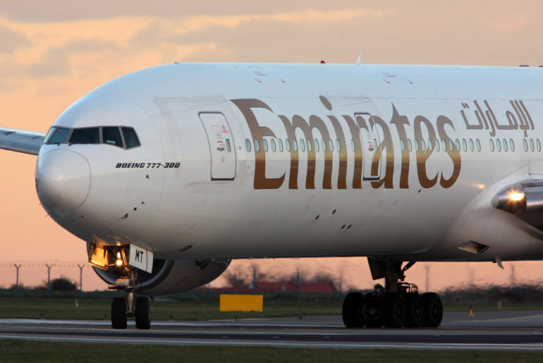 Emirates orders 30 Boeing airplanes 2